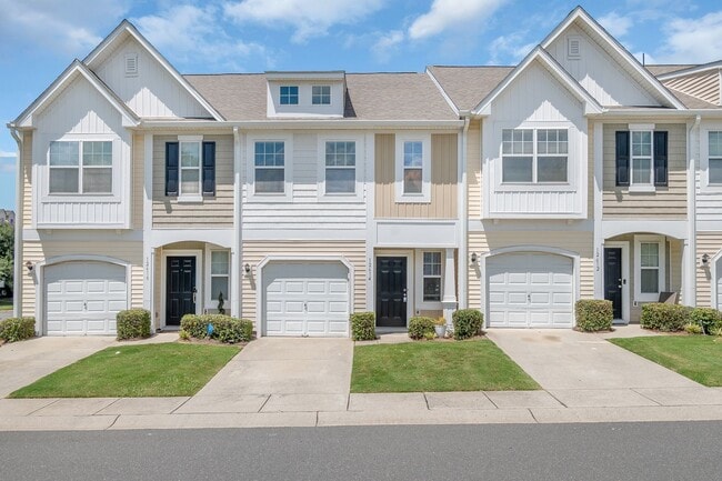 Photo - 12614 Persimmon Tree Dr