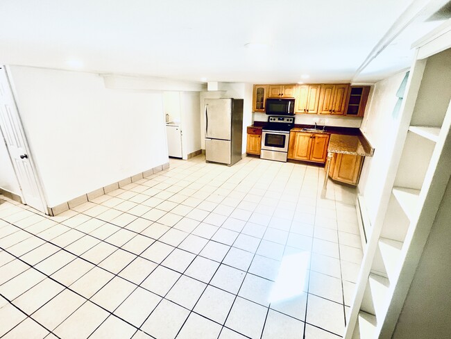 423 W Jefferson St Unidad C