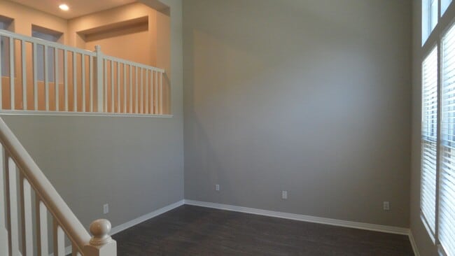 33 Bonsall