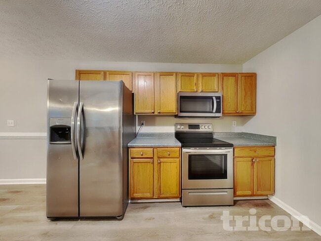 Photo - 335 Orleans Blvd