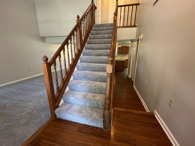 Photo - Eagle Creek 3 Bed 2.5 Bath