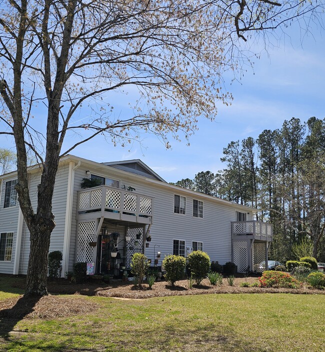 Foxfield Apartments - Foxfield Apartments