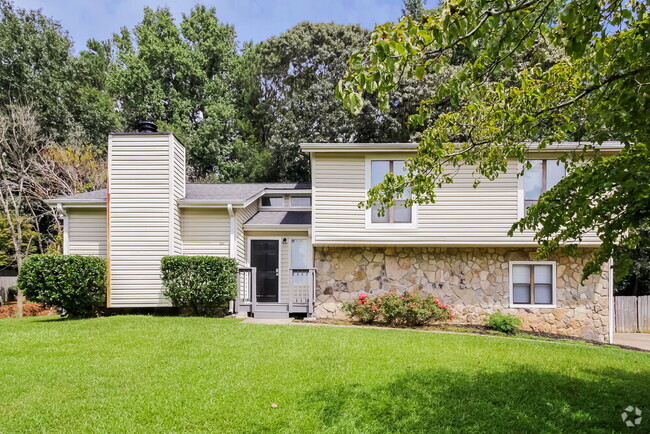 Building Photo - 2360 Ambassador Dr Rental