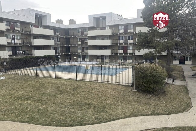 Building Photo - 364 S Ironton St Unit 226