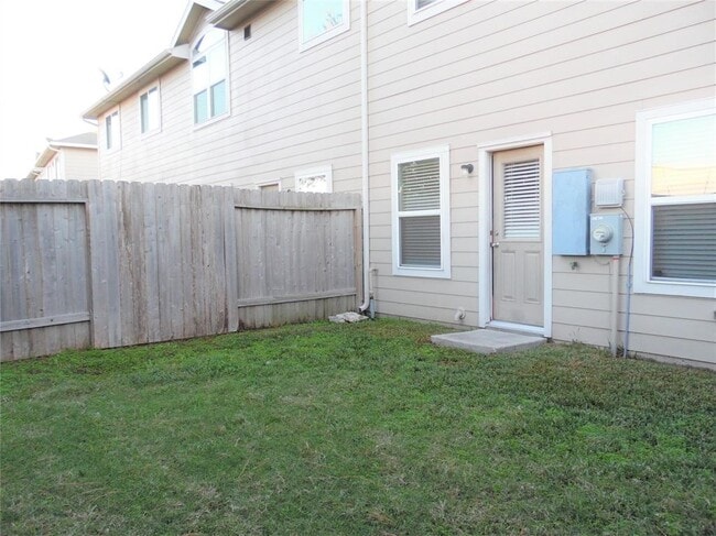 Building Photo - 5106 Gable Ln