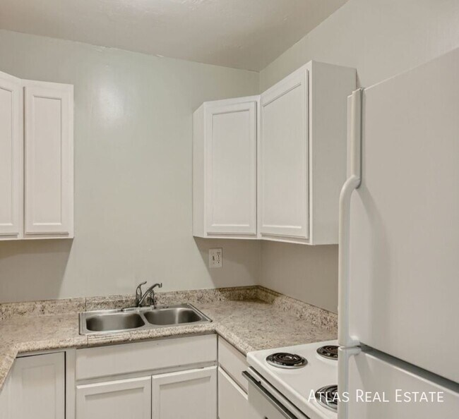 Photo - 2929 W Colorado Ave Unit 31
