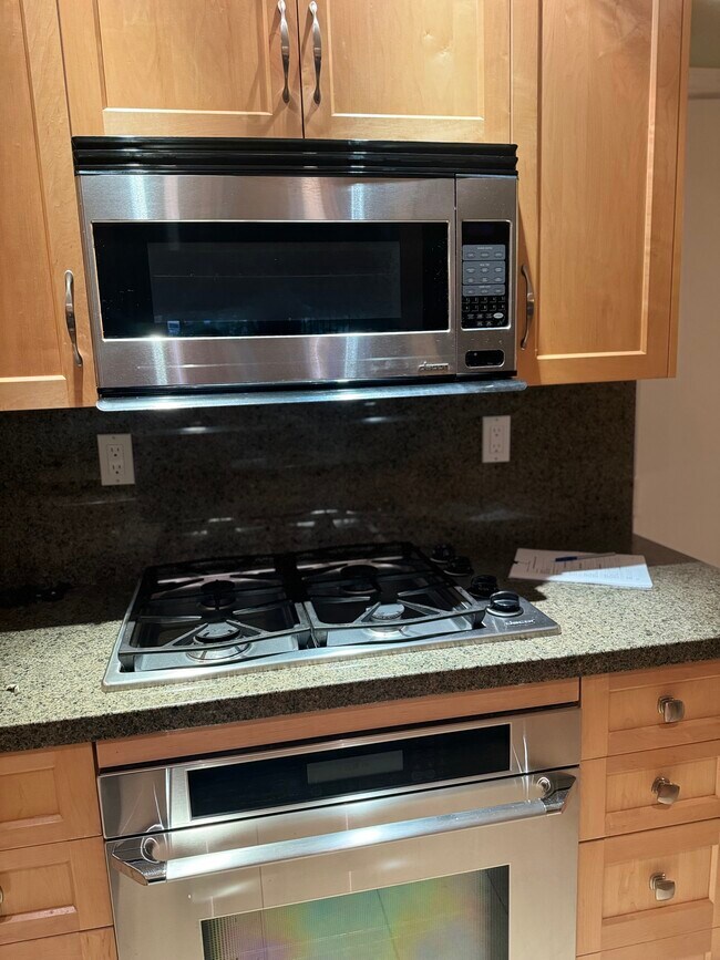 4475 Antigua Way Casa Adosada Townhome en Alquiler en Oxnard CA