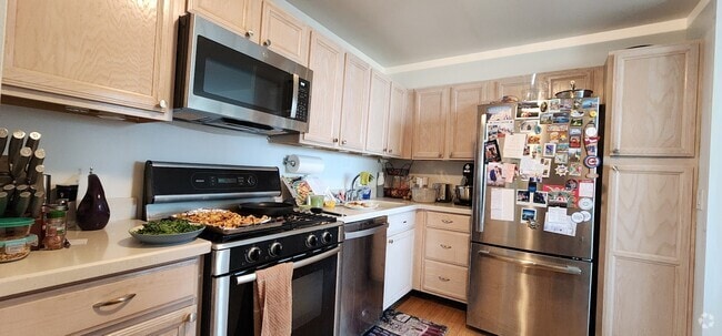 Building Photo - 2800 N Lake Shore Dr Unit #1907 Rental