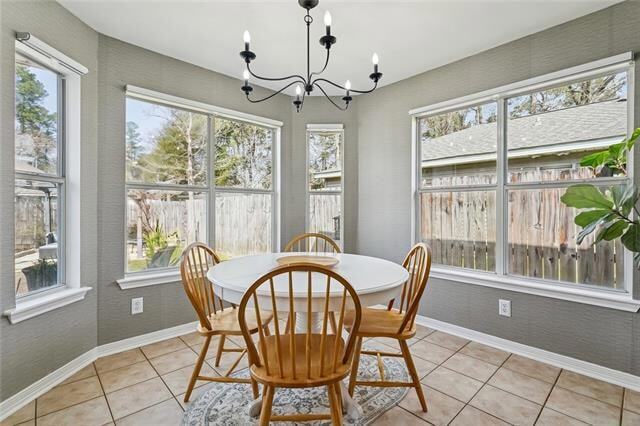 Photo - 2184 Ozone Pl