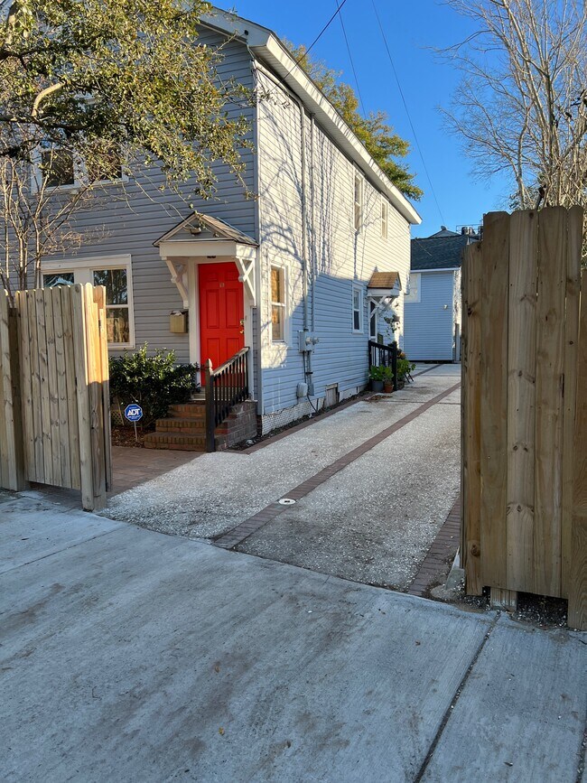 63 Grove St Unit UnitB