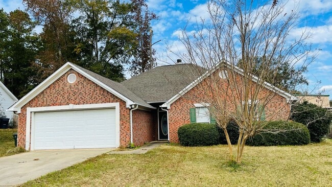 Building Photo - 292 Chinaberry Ct