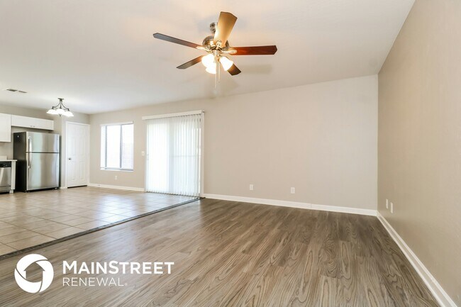 Photo - 10622 W Alvarado Rd
