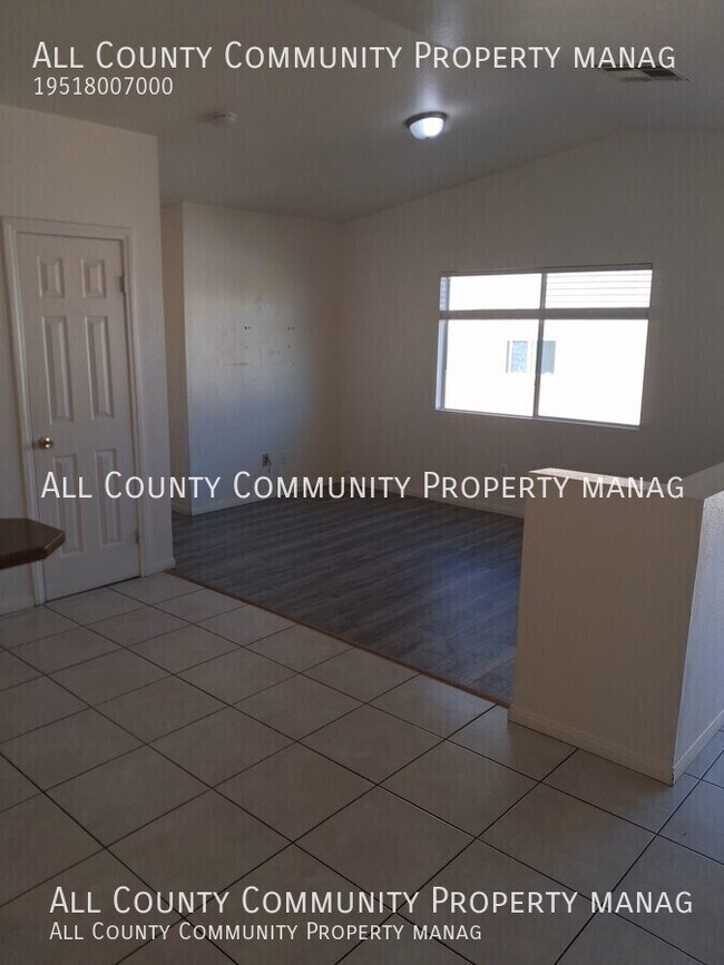 Photo - 7256 Murray Ln Unit B