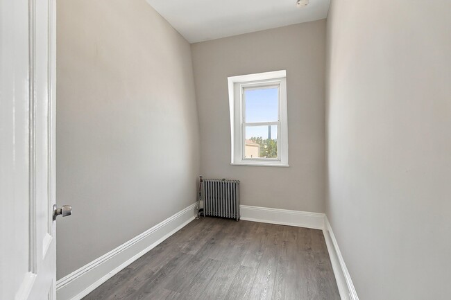Photo - 289 Forrest St Unit 3