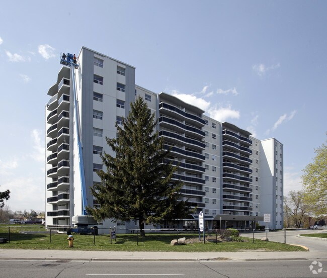 Photo principale - 2570 Kingston Rd