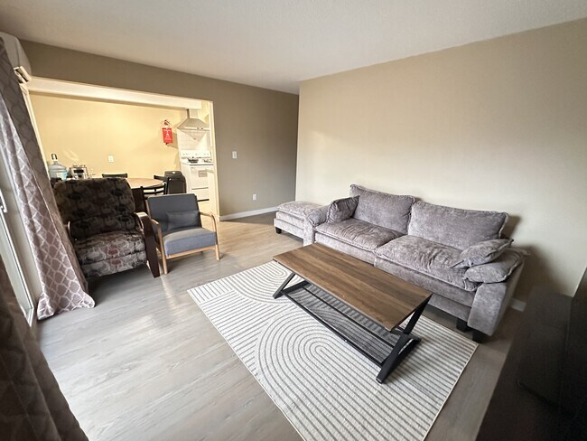 Photo - 1462-1462 6th Ave Unit 201A