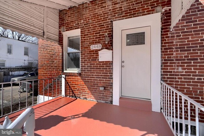Building Photo - 2448 Shirley Ave