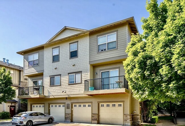 Photo - 8005 NE Rockne Way Condo Unit 8005