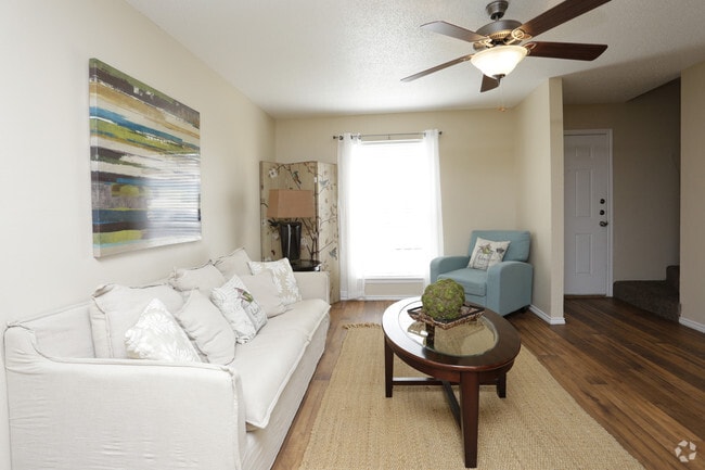 Photo - Heritage Square