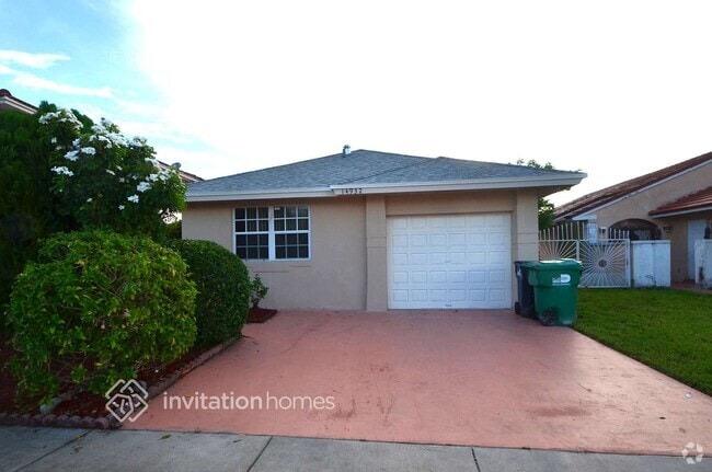 Building Photo - 14932 SW 59th St Rental