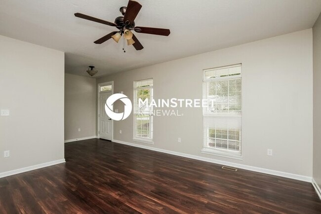Photo - 3 Bedroom Pet-Friendly Home in TROUTMAN, NC with Main Street Renewal