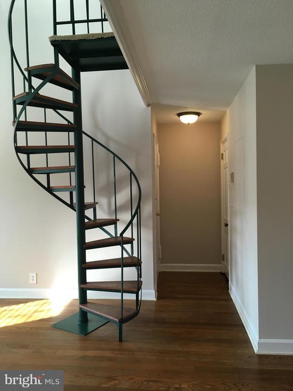 Photo - 3052 S Buchanan St Unit C2