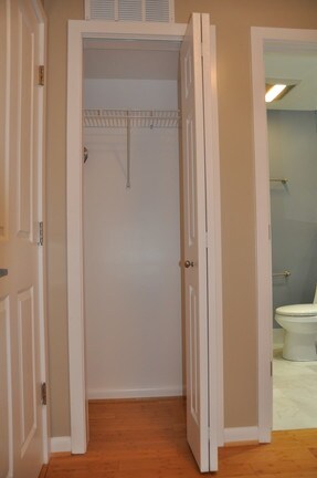 Photo - 2106 12th Pl NW