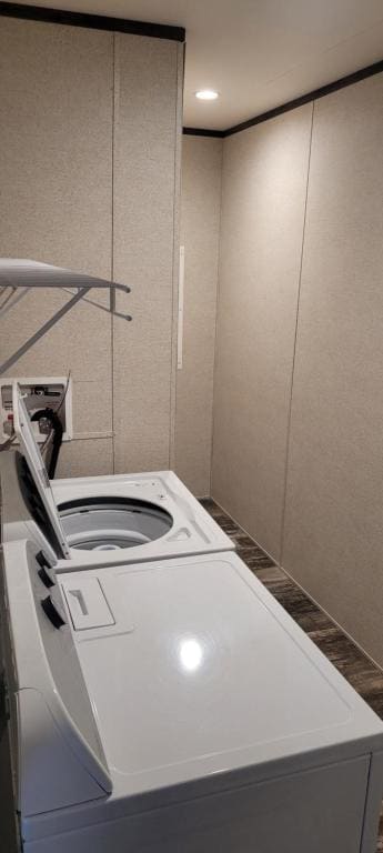 Photo - 325 W Market St