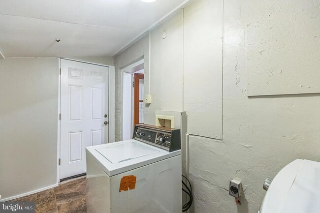 Photo - 1528 S 29th St Unidad SFH