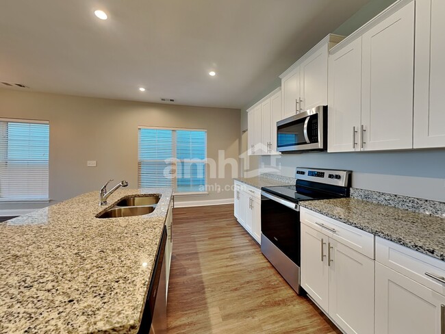 Photo - 5530 Central Grove Sq