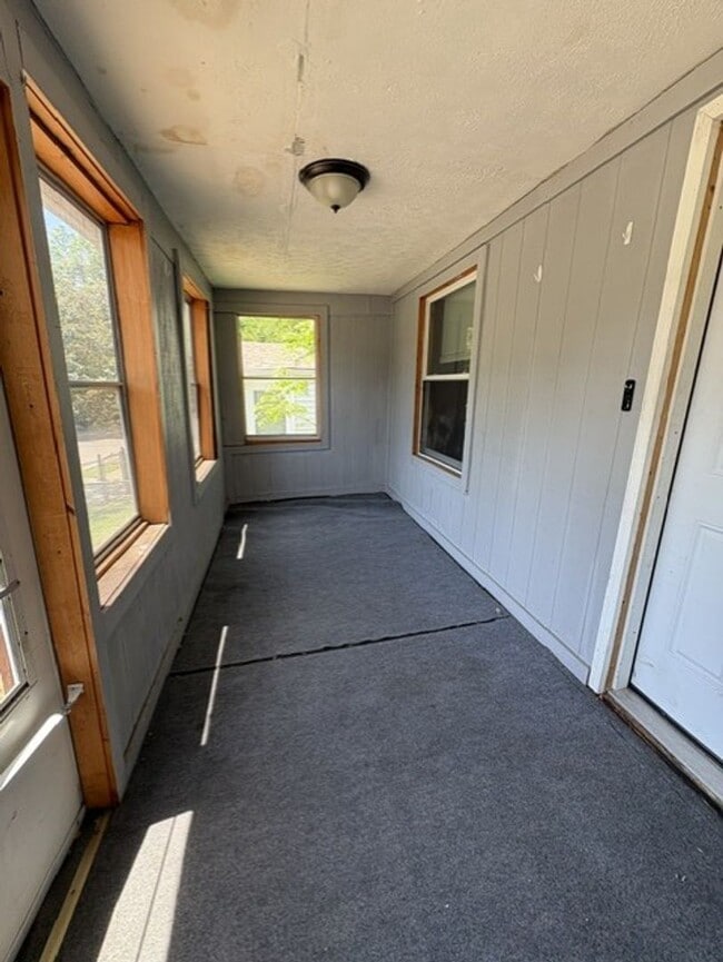 Photo - Comfortable 3-Bedroom Akron Home with Appliances Included
