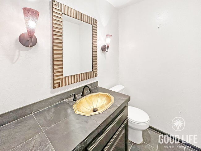 Photo - Stunning 2B/2.5BA Townhouse w/ W/D, Private Balconies & Pool! Unit 6