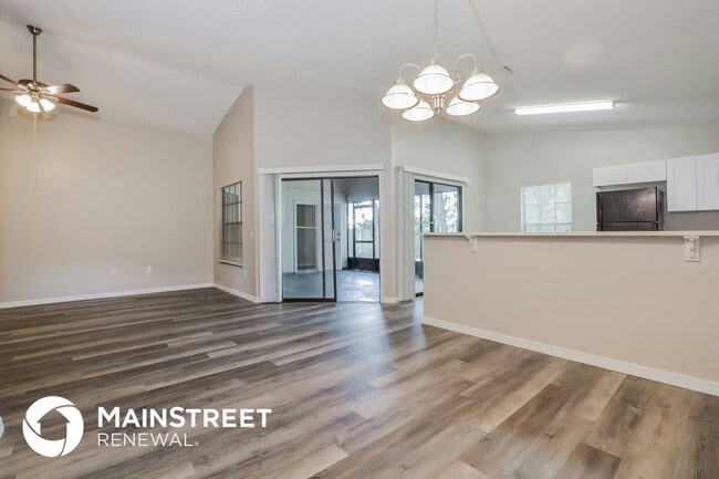 Photo - 1615 Sunburst Way