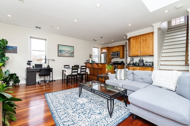 Photo - 55 Kelly Rd Unit 3