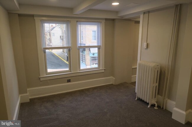 Photo - 66 High St Unidad 2ND FLOOR