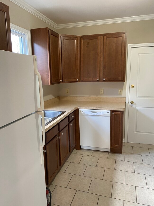 Photo - 1069 Wayburn St Unit 2
