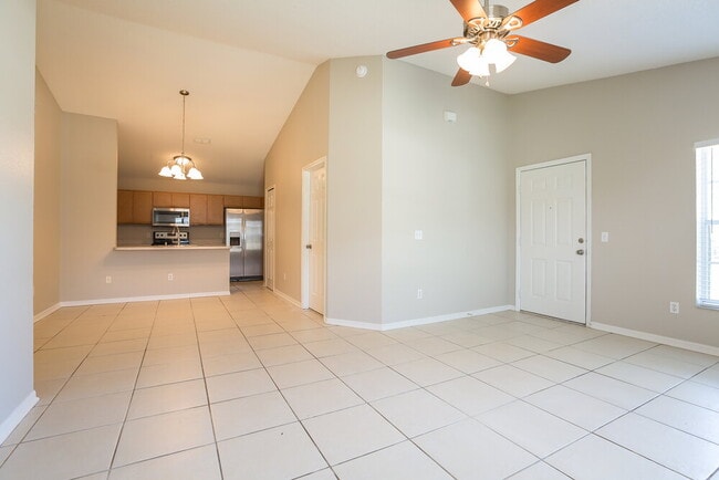 Photo - 263 Diamond Ridge Blvd