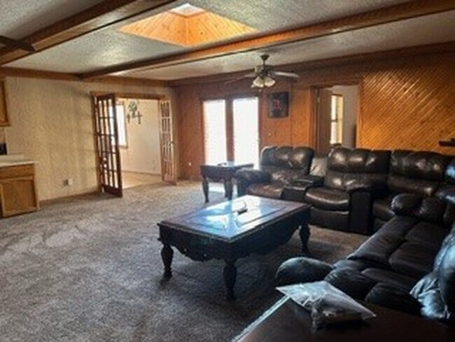 Photo - FURNISHED RENTAL, 3 bedroom with 4 car garage