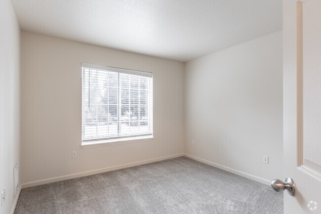 3BR, 2BA - 1161SF
