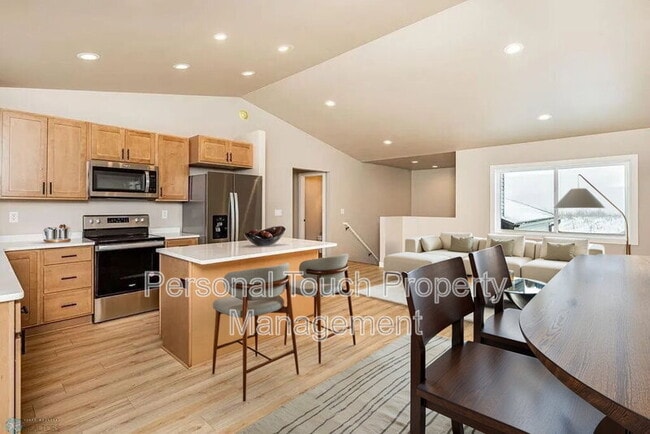 Building Photo - 6622 68th St S