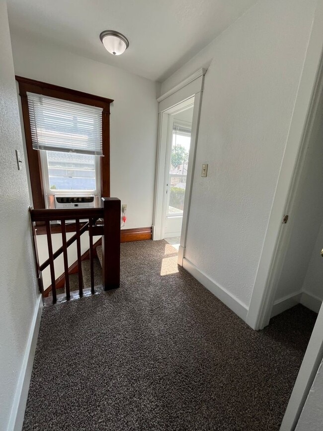 Photo - Newly Updated 2nd Floor 2 Bed/1 Bath Duplex Apartment