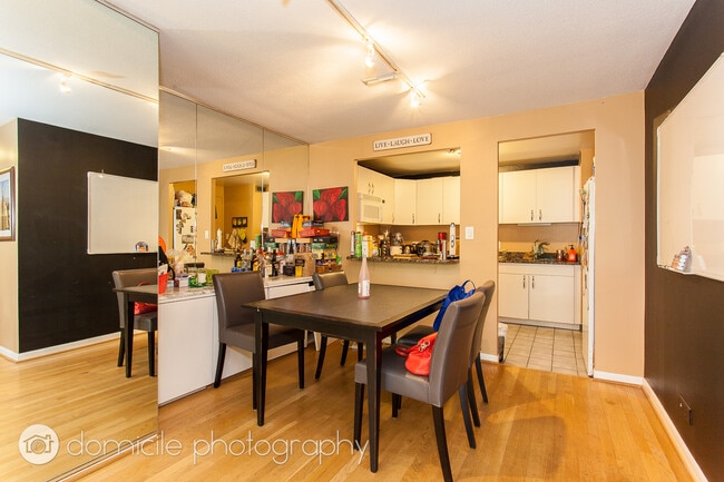 Photo - 1415 N Dearborn St Condo Unit 3D