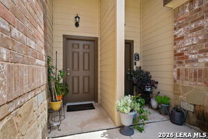 Photo - 1100-1102 Stanley Wy