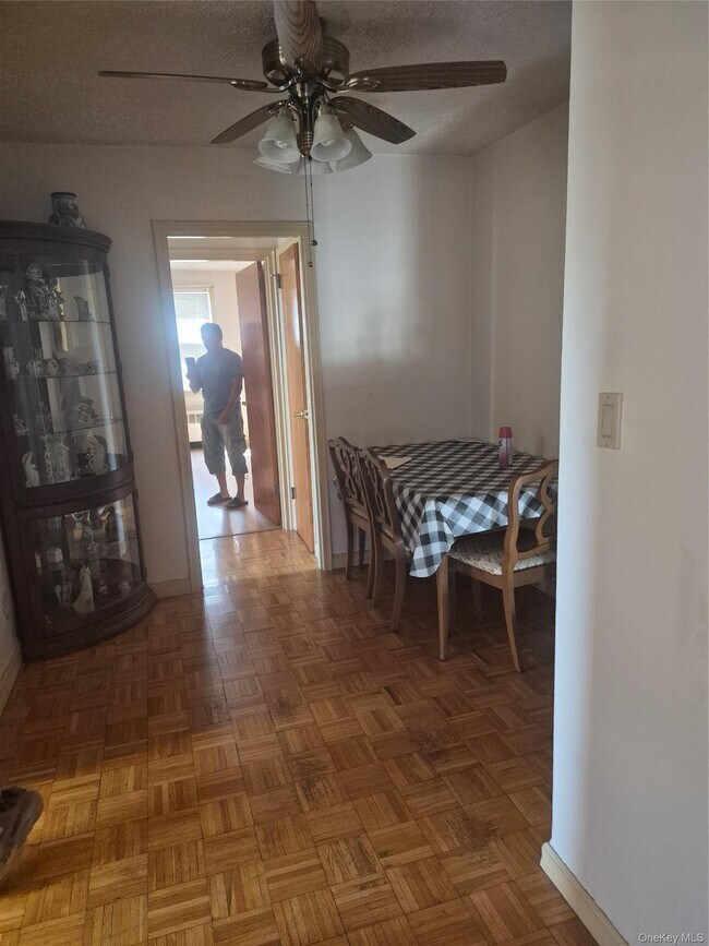87-14 Commonwealth Blvd