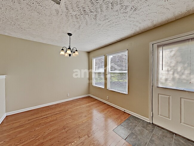 Photo - 1417 Prescott Ct