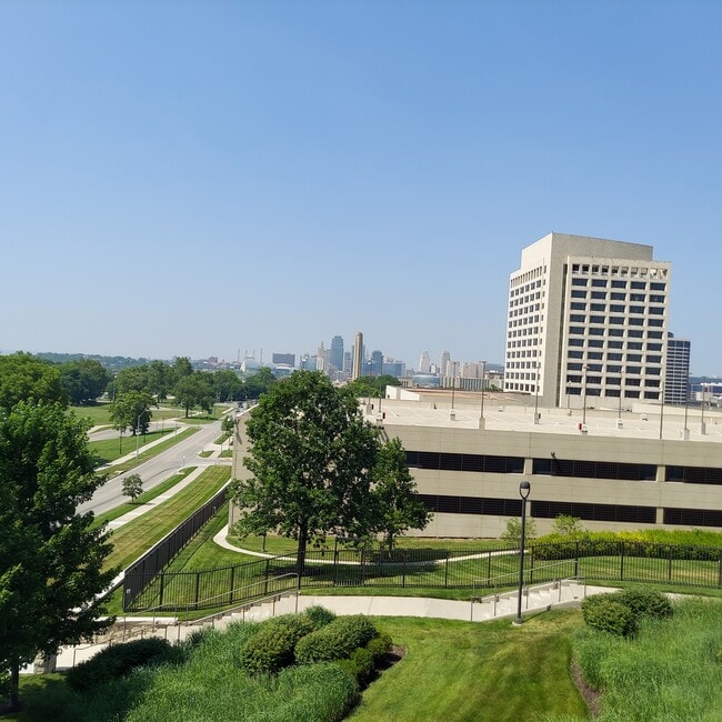 View of facing North from 2940 Baltimore Ave into Downtown KCMO