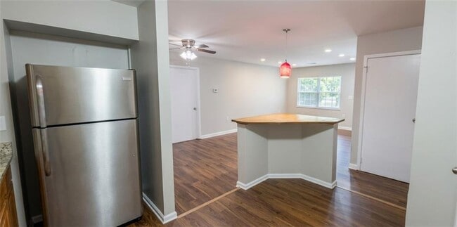 Photo - 3920 Spanish Oak Dr