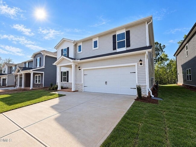 744 Red River Dr