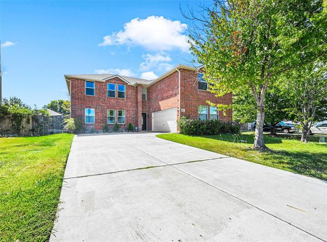 Photo - 917 Sanden Blvd
