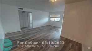 Building Photo - 850 E Commercial Blvd Unit 204A Rental